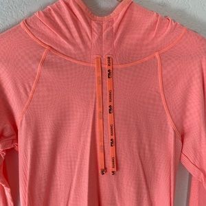 Coral pullover